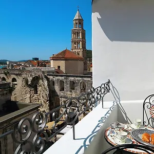 La Porta Luxury Guest house Split