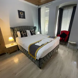 Nefti Red Aparthotel Istanbul