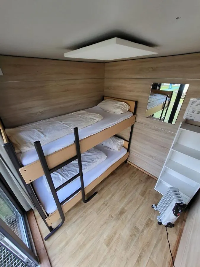 Easy Lodges Berlino Hotel